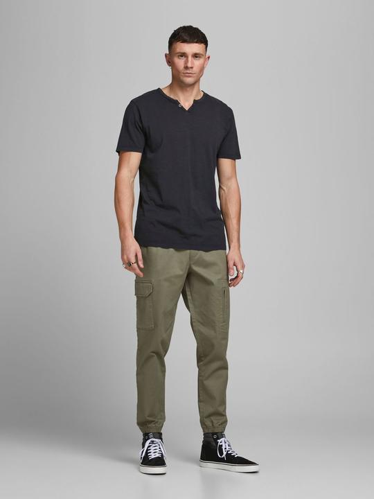 Immagine prodotto Jack & Jones Maglietta con collo diviso (XS)