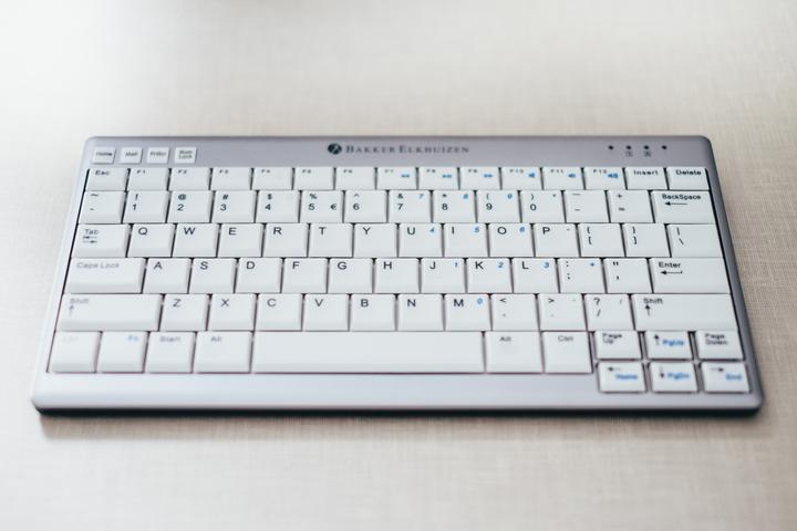 Produktbild Bakker Elkhuizen Ultraboard 950 Compact (US, Kabelgebunden)