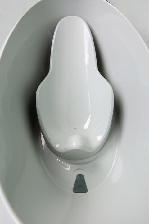 Actual product image Luma Bath seat