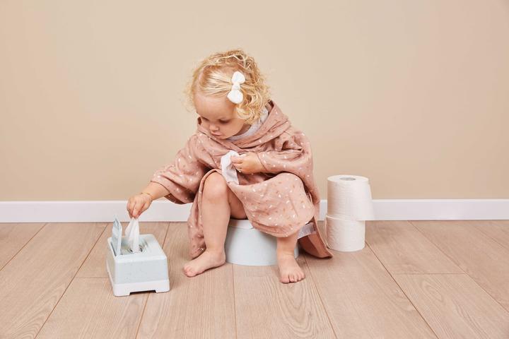 Actual product image Luma Wet wipe box