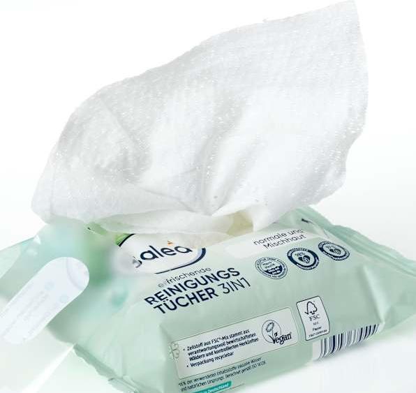 Actual product image dm Balea Refreshing 3in1 (Facial cleansing wipes)