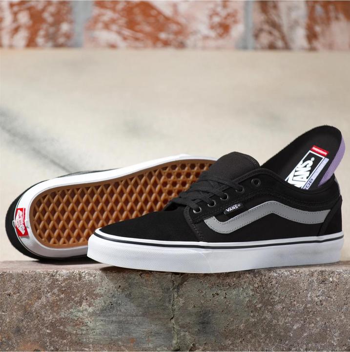 Actual product image Vans Chukka Low Sidestripe (38)