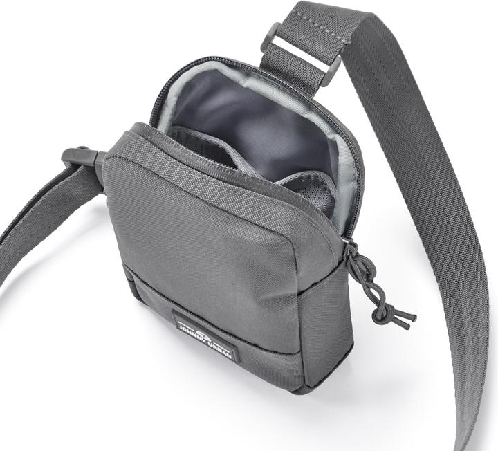 Actual product image Johnny Urban Brusttasche Arthur