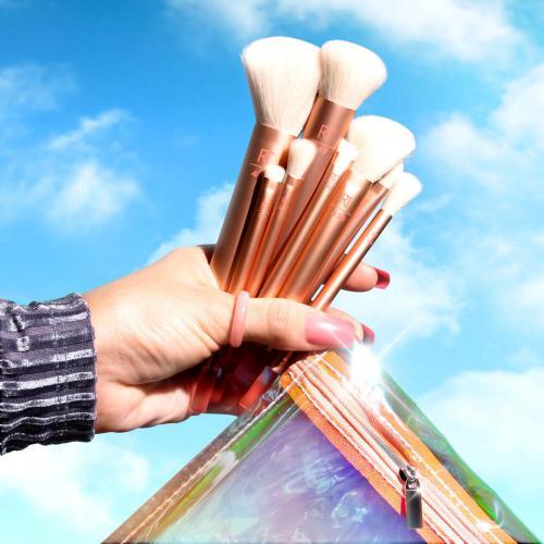 Actual product image Real Techniques The Wanderer (Set)