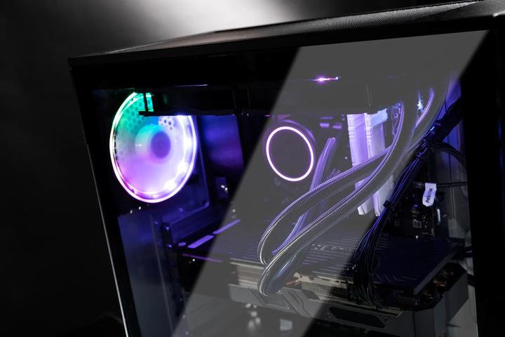 Actual product image Captiva G19IG 21V1 (Intel Core i9-10900KF, 16 GB, 1000 GB, GeForce RTX 3070)