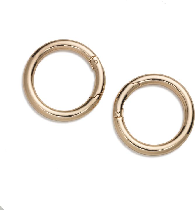 Goldfarbig