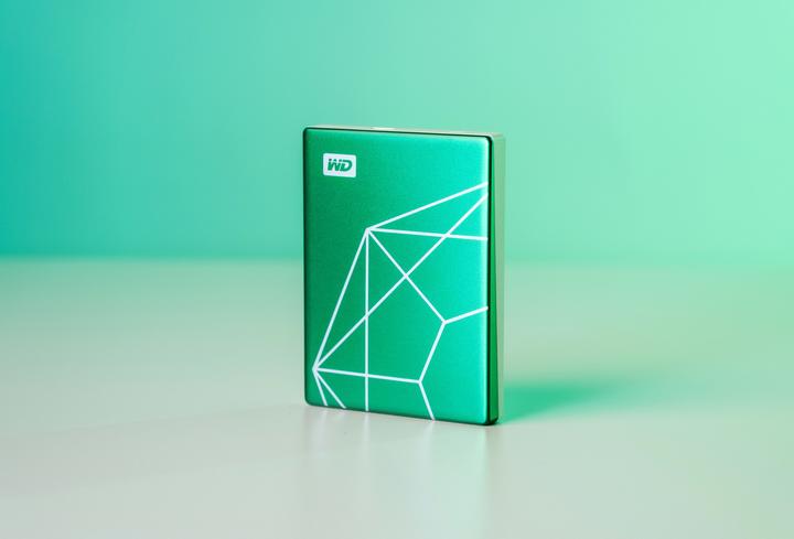 Produktbild WD My Passport Ultra 20th Emerald Anniversary Edition (2 TB)