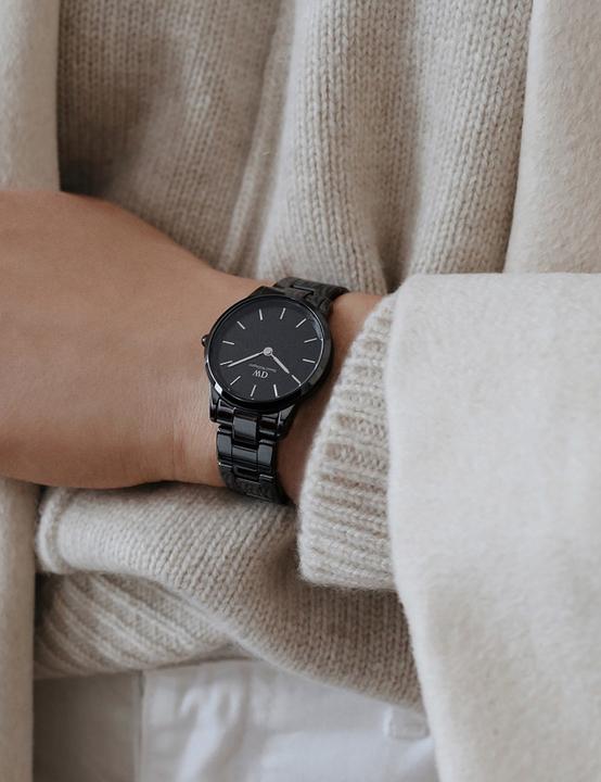 Actual product image Daniel Wellington Iconic Linc Ceramic (32 mm) (Analogue wristwatch, 32 mm)
