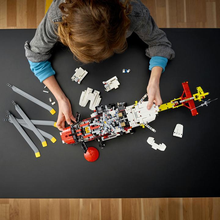 Productafbeelding LEGO Airbus H175 Reddingshelikopter (42145, LEGO Technic)