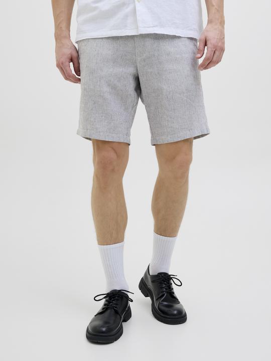 Actual product image Jack & Jones Tapered Fit Shorts Shorts (M)