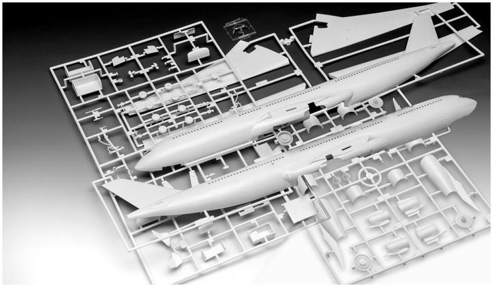 Produktbild Revell Airbus A330-300 - Lufthansa "New Livery