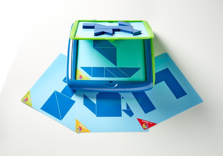 Actual product image Smart Games Tangoes Jr. (English, Italian, Dutch, French, German, Spanish)