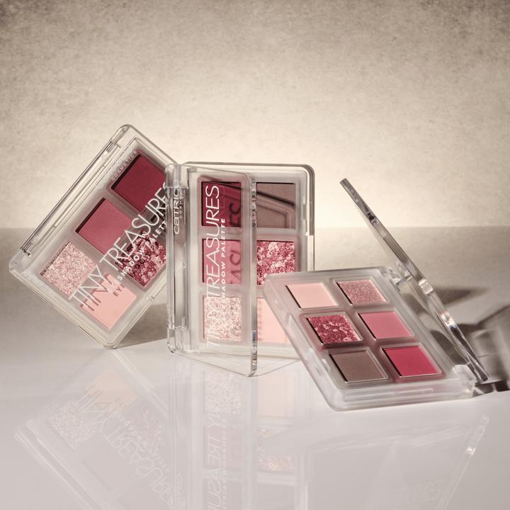Actual product image Catrice Tiny Treasures Eyeshadow Palette (020 Wild Berry)