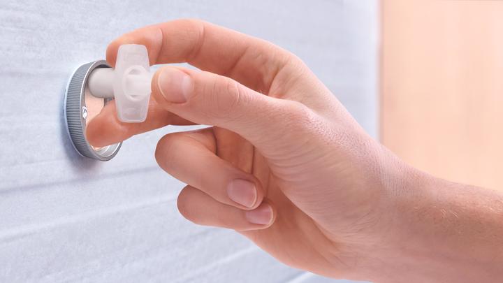 Actual product image tesa EKKRO soap dispenser incl. adhesive solution without drilling