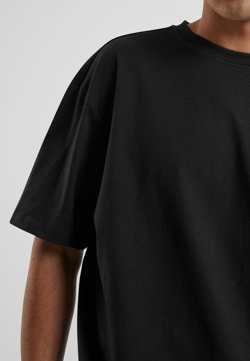 Actual product image Urban Classics tee (S)