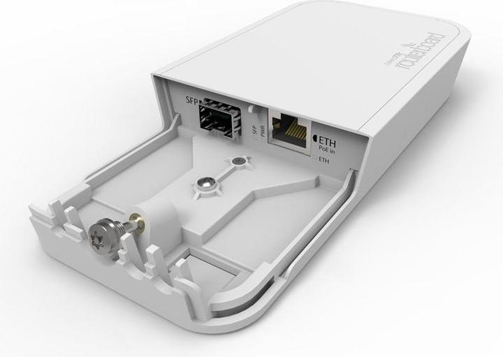 Immagine prodotto MikroTik Convertitore di media all'aperto (Media converter)