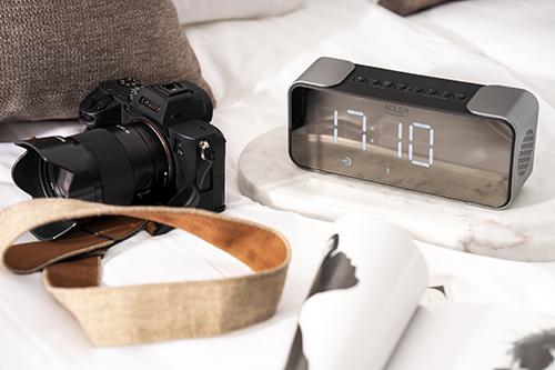 Actual product image Adler Wireless alarm clock with radio AD 1190 AUX in, Silver/Black, Alarm function