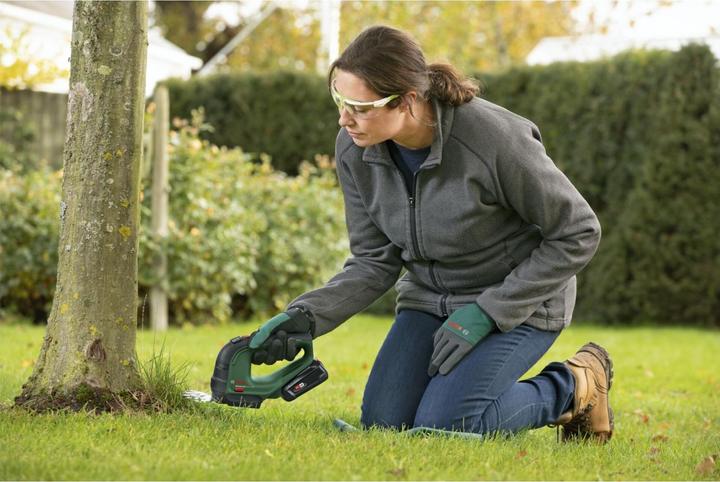 Produktbild Bosch Home & Garden AdvancedShear 18V-10 (Akkuheckenschere)