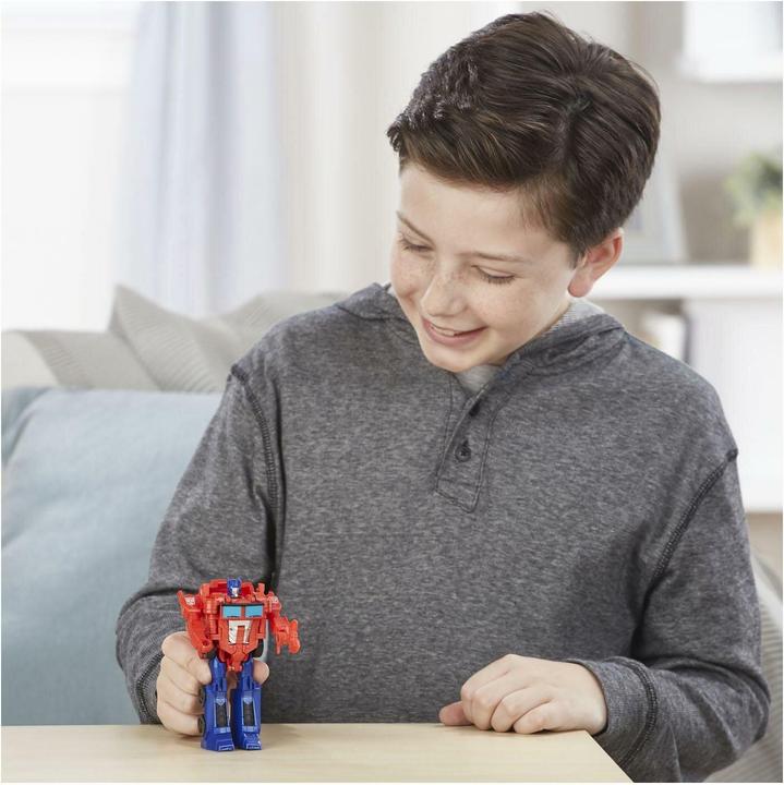 Actual product image Hasbro Energon Axe Attack Optimus Prime