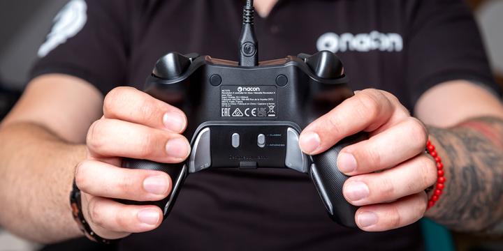 Produktbild Nacon Gaming Revolution X Controller (Xbox One X, Xbox Series X, Xbox One S, Xbox Series S)