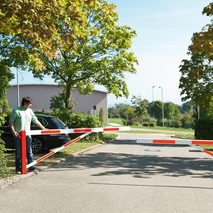Actual product image Moravia COMPACT gate barrier 3000 barrier width 2 leaves à 1750 mm, ALU-tree (90x60)