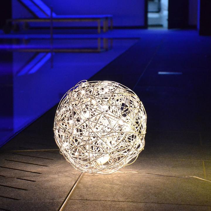 Produktbild s.luce Mesh Kugel (380 lm, IP44)