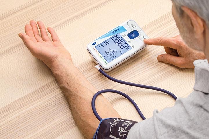 Actual product image Veroval Duo Control (Blood pressure monitor upper arm)