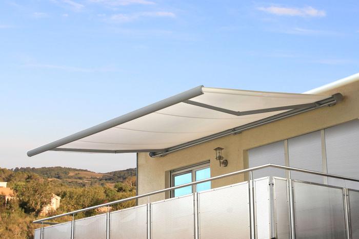 Produktbild Swisshandel24 Elektrische Kassettenmarkise, Markise, Sonnenstoren Vollkassette 4x3m, Polyester Creme, Rahmen grau (4 m)