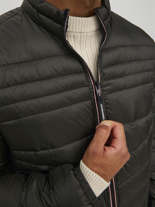 Immagine prodotto Jack & Jones Leichte High Neck Wattierte Jacke (XXL)