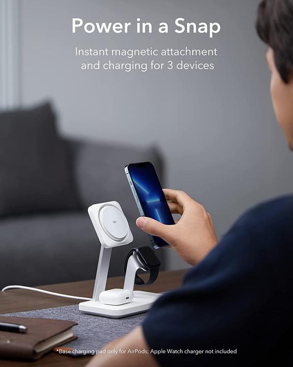 Produktbild ESR Kabelloses Ladegerät mit CryoBoost, 3in1 Magsafe, Weiss (15 W)