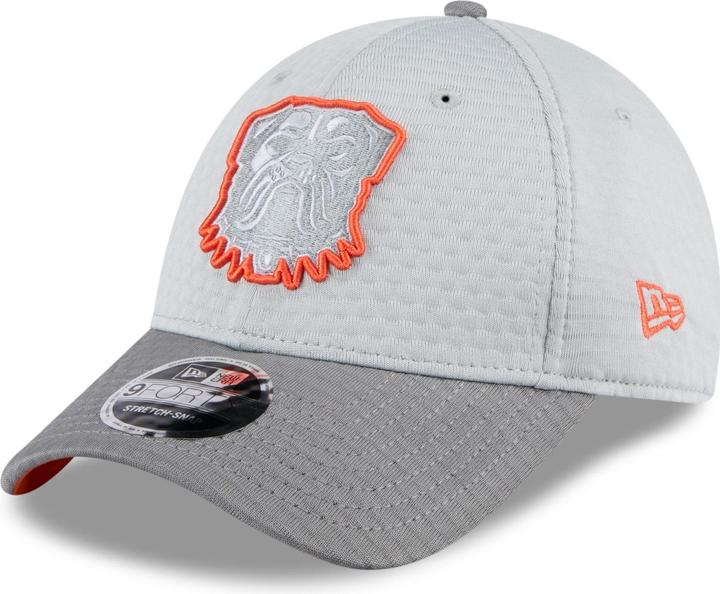 Produktbild New Era 9Forty Stretch Cap Training 2024 Cleveland Browns