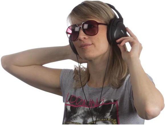 Actual product image Head- & Earphone/Microphone Digital Stereo Headphones (Wireless)