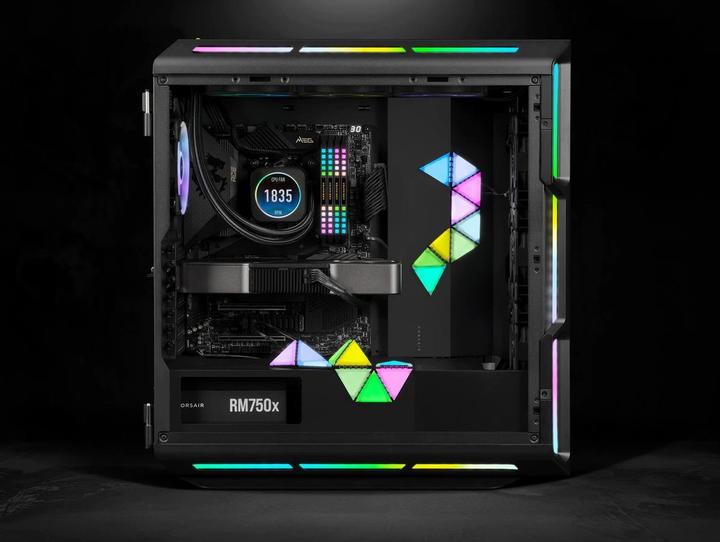 Immagine prodotto Corsair Starter kit della custodia intelligente iCUE LC100 (Multicolore)