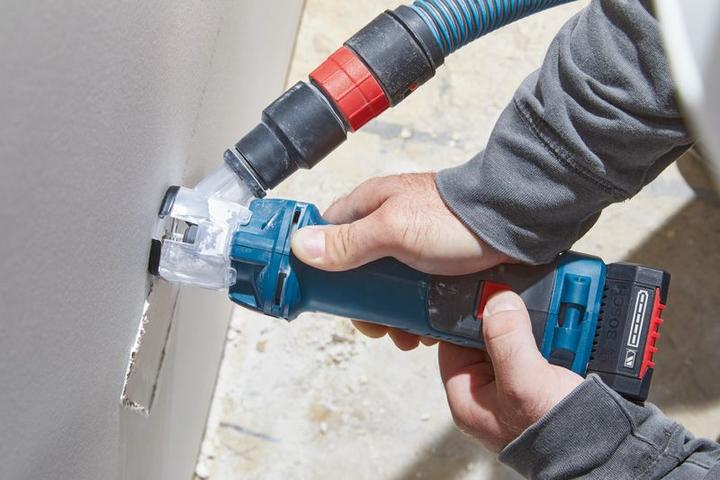 Immagine prodotto Bosch Professional GCU 18V-30 Strumento per ritagli di muro a secco (solo C)