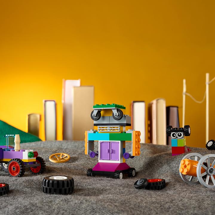 Produktbild LEGO Kreativ-Bauset Fahrzeuge (10715, LEGO Classic)