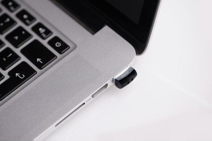 Produktbild Disk2go Nano Edge (32 GB, USB-A)