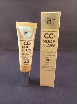 Actual product image It Cosmetics CC NUDE GLOW lightweight foundation glow serum SPF40 light 32 ml (Light)