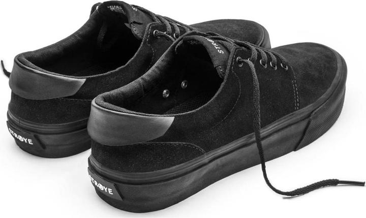 Actual product image Straye Fairfax Suede (37)