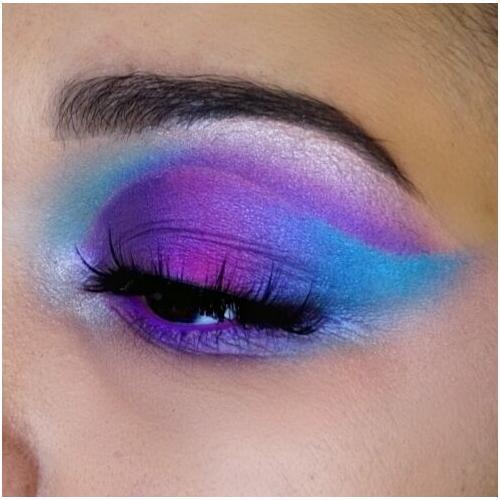 Actual product image Makeup Revolution Maxi Re-loaded (The Dream Big)