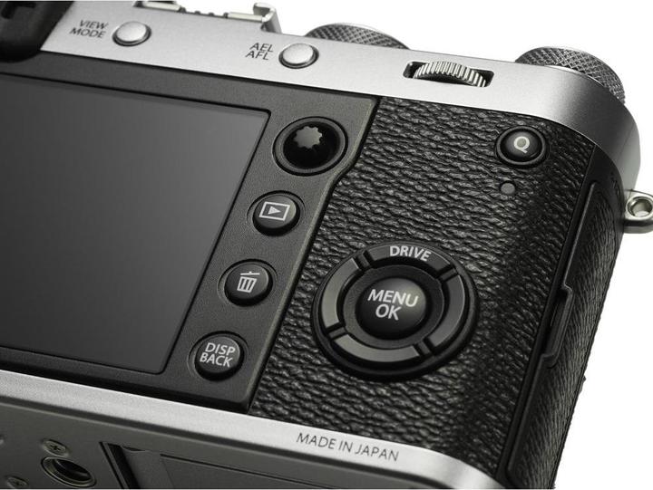 Actual product image Fujifilm X100f (35 mm, 24.30 Mpx, APS-C / DX)