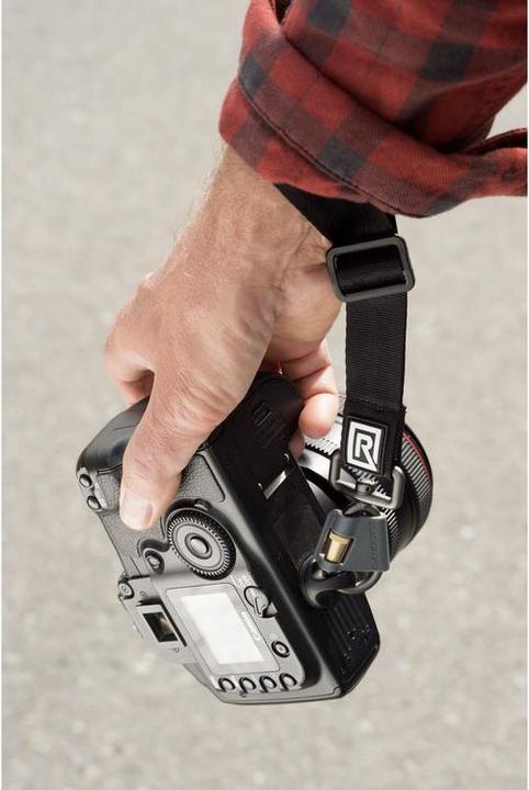 Produktbild Blackrapid Wrist Strap Breathe mit FastenR Adapter (Handschlaufe)
