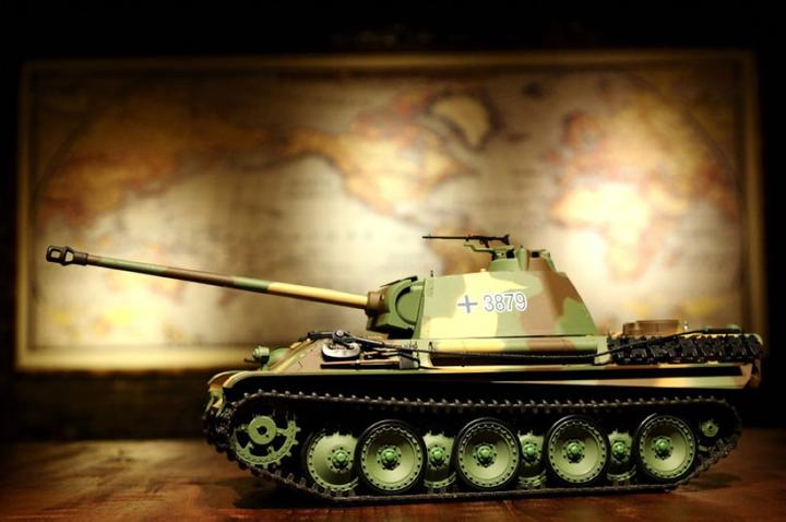 Image du produit Es-toys RC Panzer Panther G 1:16 pro (RTR Prêt à fonctionner)