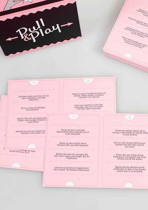 Produktbild Secret play Kartenspiel Ziehen & Spielen (ES/EN/DE/FR/NL/PT/IT) (Würfelspiel, Deutsch, Spanisch, Französisch, Niederländisch, Italienisch, Portugiesisch, Englisch)