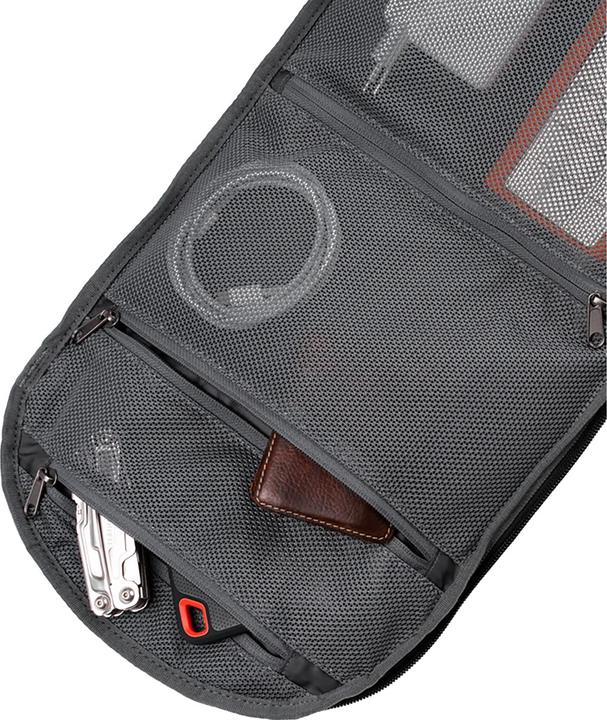 Actual product image DB Sports The Ramverk (21 l)