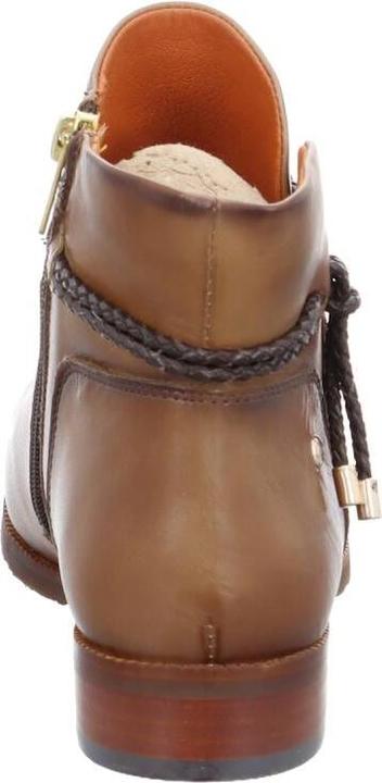 Actual product image Pikolinos Royal (38)