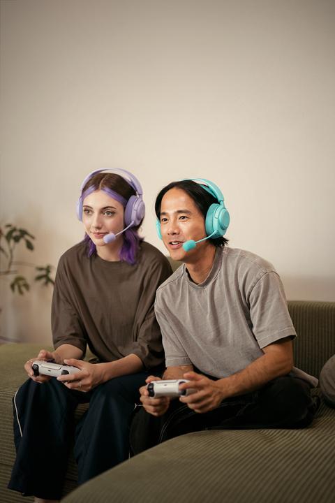 Actual product image SteelSeries Arctis Nova 3PW Lavender (Wireless)