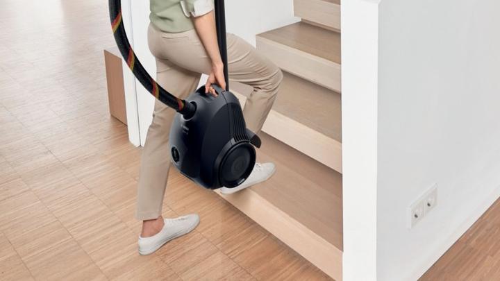 Produktbild Bosch Hausgeräte Bodenstaubsauger