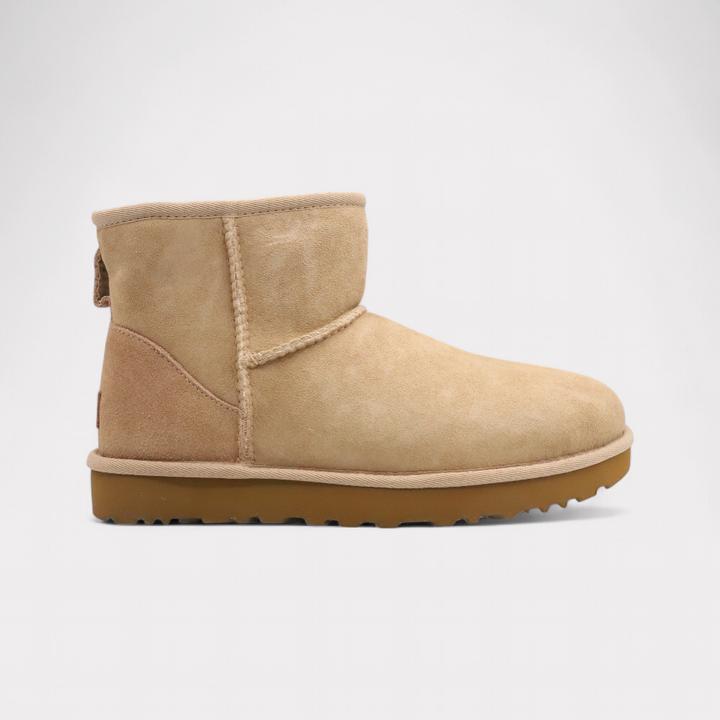 Actual product image Ugg Classic Mini II (40)