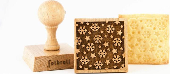 Productafbeelding Folkroll 3D motief deegstempel 'Sneeuwvlokken & sterren'