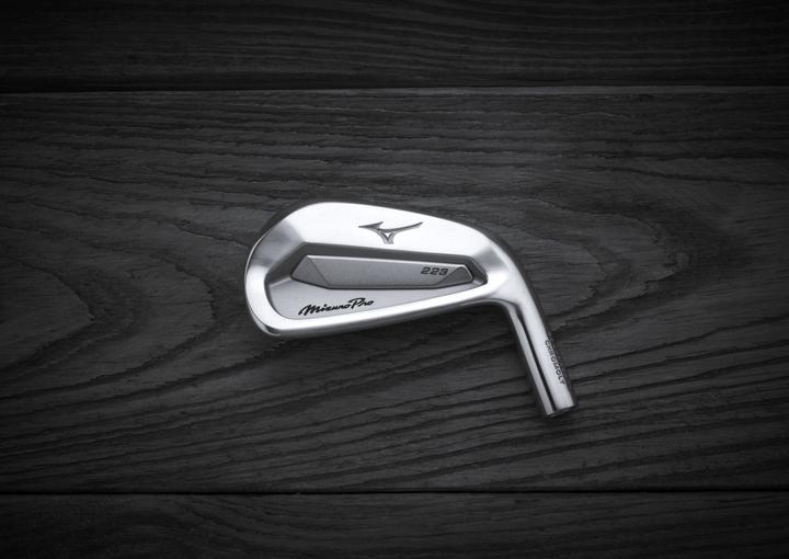 Produktbild Mizuno Miznuo Pro 223 LH (Linkshänder)